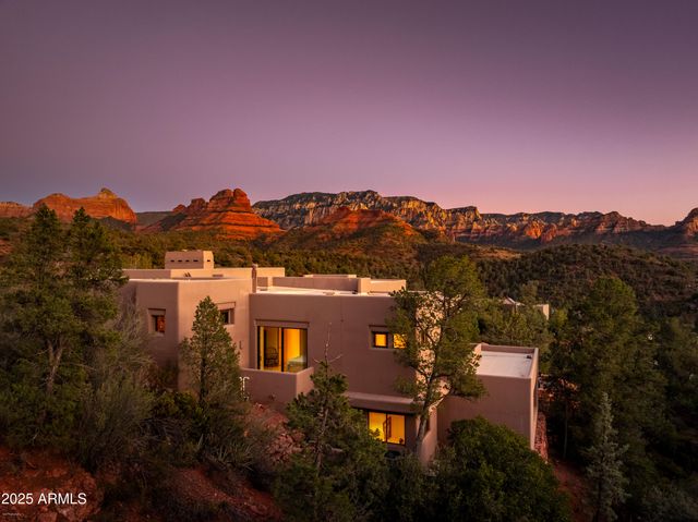 207 MUNDS MOUNTAIN Circle, Sedona, AZ 86336