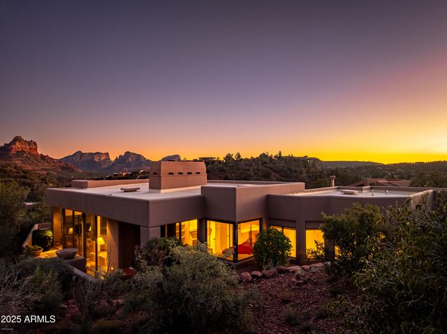 207 MUNDS MOUNTAIN Circle, Sedona, AZ 86336