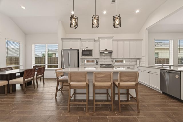 5019 Country Meadows Trail, Rosharon, TX 77583
