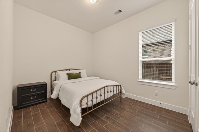 5019 Country Meadows Trail, Rosharon, TX 77583