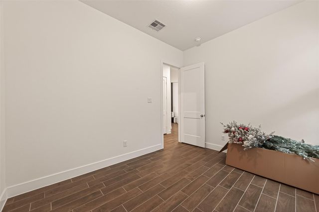 5019 Country Meadows Trail, Rosharon, TX 77583