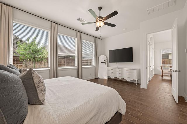 5019 Country Meadows Trail, Rosharon, TX 77583