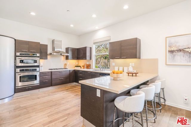 6641 Seabluff Drive, Los Angeles, CA 90094