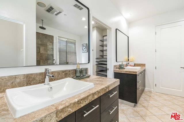 6641 Seabluff Drive, Los Angeles, CA 90094