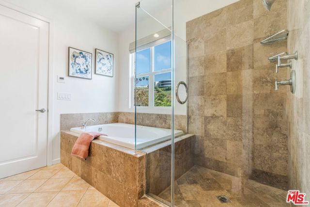 6641 Seabluff Drive, Los Angeles, CA 90094