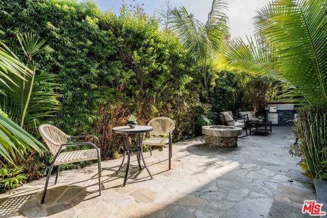 6641 Seabluff Drive, Los Angeles, CA 90094