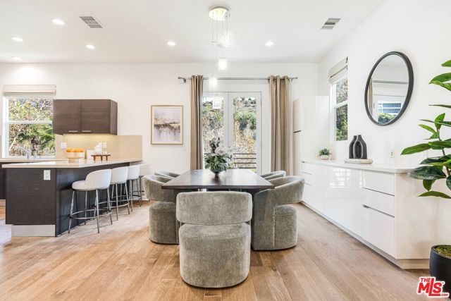 6641 Seabluff Drive, Los Angeles, CA 90094