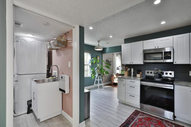 925 Blenheim Road, Columbus, OH 43224