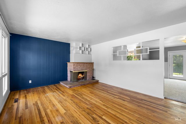 708 S Phillippi St, Boise, ID 83705