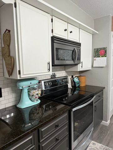 910 G Avenue, Vinton, IA 52349