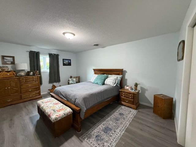 910 G Avenue, Vinton, IA 52349