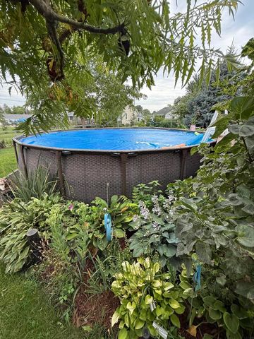 910 G Avenue, Vinton, IA 52349