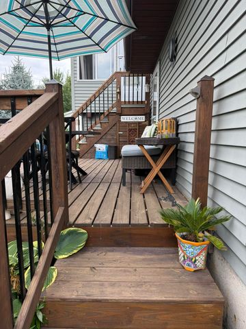 910 G Avenue, Vinton, IA 52349