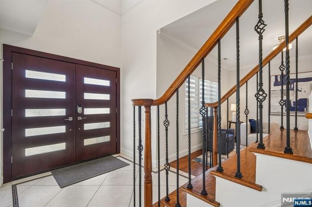 3-54 30th Street, Fair Lawn, NJ 07410