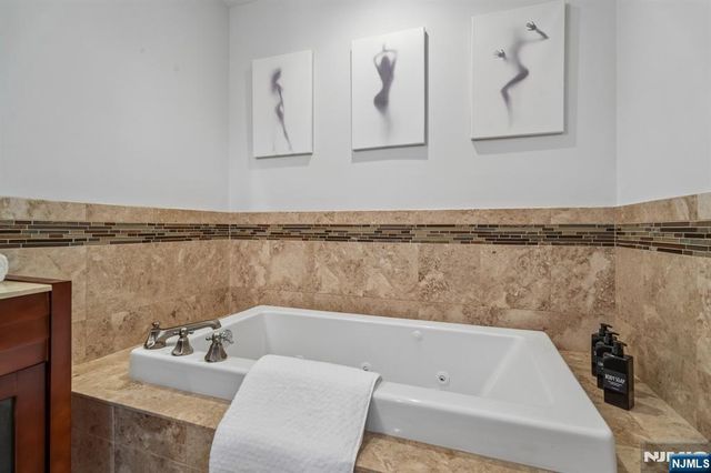 3-54 30th Street, Fair Lawn, NJ 07410