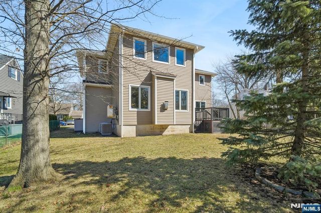 3-54 30th Street, Fair Lawn, NJ 07410