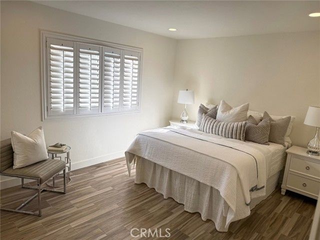 17552 Vandenberg 1, Tustin, CA 92780