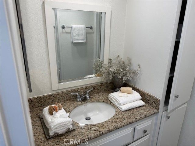 17552 Vandenberg 1, Tustin, CA 92780