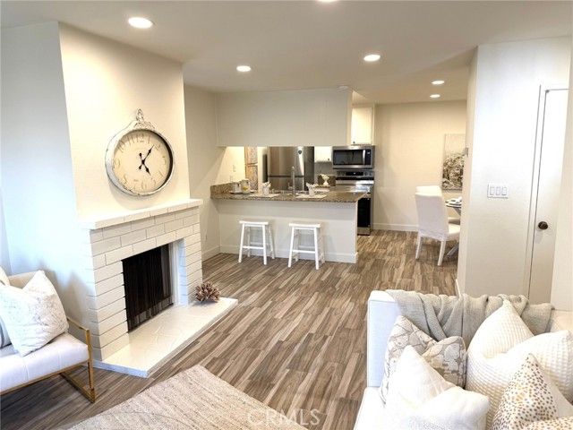 17552 Vandenberg 1, Tustin, CA 92780