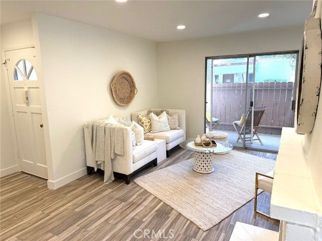 17552 Vandenberg 1, Tustin, CA 92780