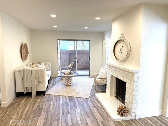 17552 Vandenberg 1, Tustin, CA 92780