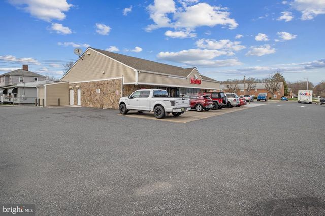 2 CARROLL AVE, Pennsville, NJ 08070