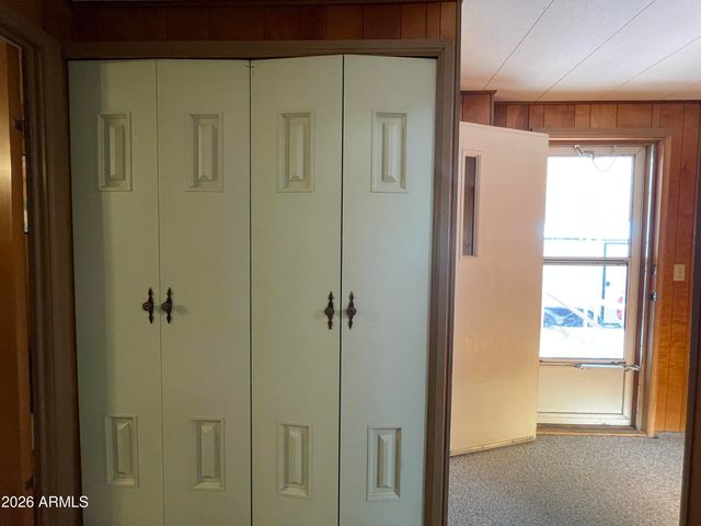 75 E LYNN Way, Queen Valley, AZ 85118