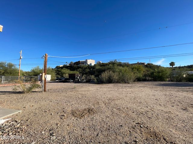 75 E LYNN Way, Queen Valley, AZ 85118