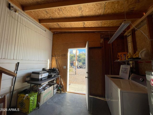 75 E LYNN Way, Queen Valley, AZ 85118