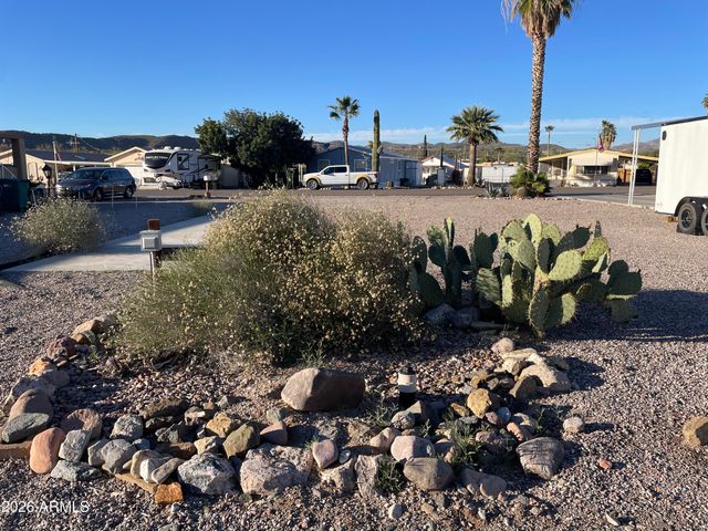 75 E LYNN Way, Queen Valley, AZ 85118