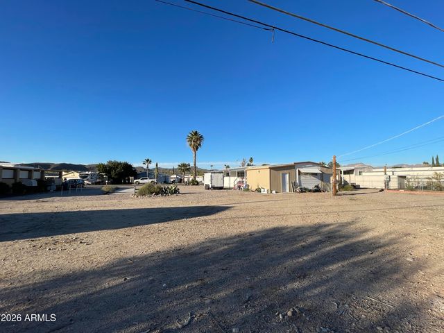 75 E LYNN Way, Queen Valley, AZ 85118