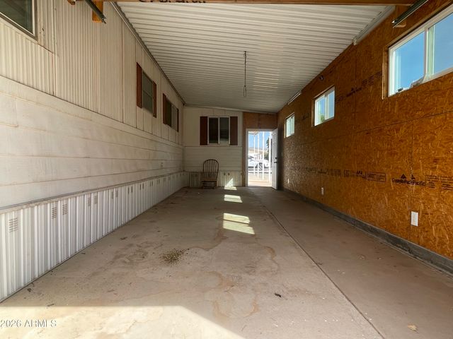 75 E LYNN Way, Queen Valley, AZ 85118