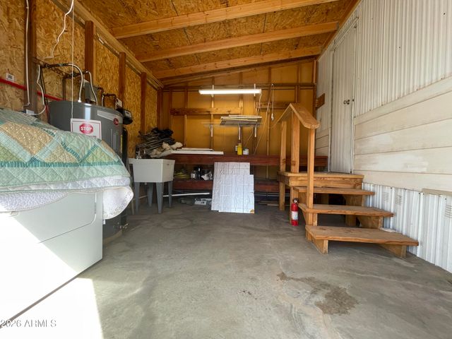 75 E LYNN Way, Queen Valley, AZ 85118