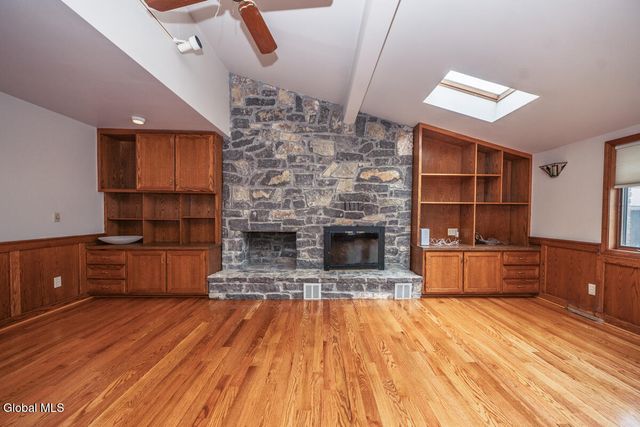 482 Spring Hollow Court, Guilderland, NY 12203