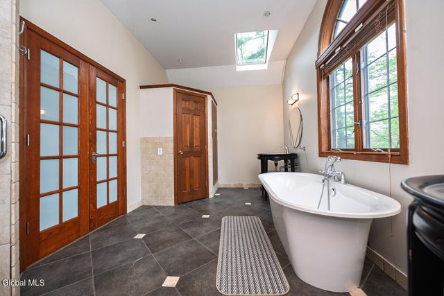 482 Spring Hollow Court, Guilderland, NY 12203