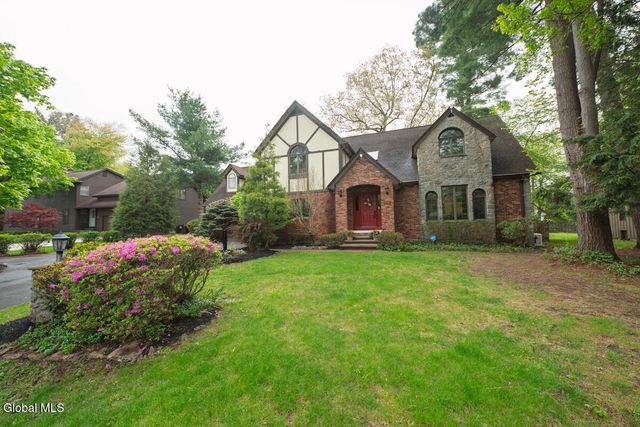 482 Spring Hollow Court, Guilderland, NY 12203