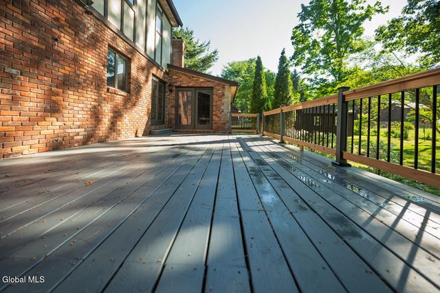 482 Spring Hollow Court, Guilderland, NY 12203