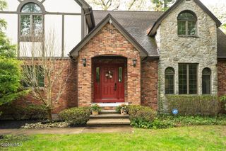 482 Spring Hollow Court, Guilderland, NY 12203