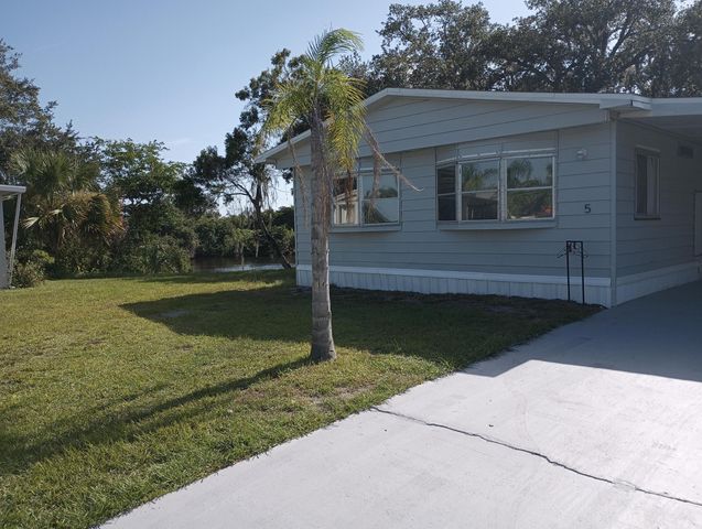 5 Quintana Roo Court, Port St. Lucie, Port St Lucie, FL 34952