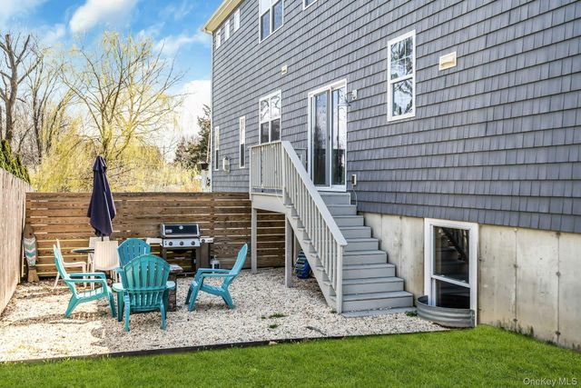 215 North Street, Greenport, NY 11944