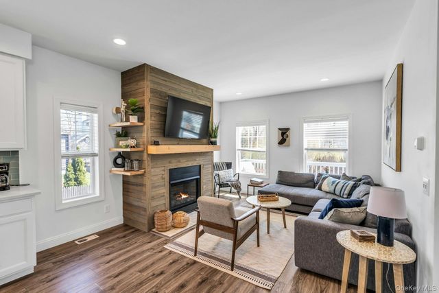 215 North Street, Greenport, NY 11944