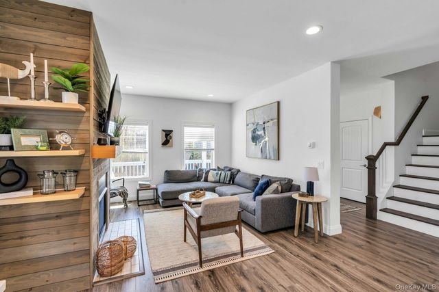 215 North Street, Greenport, NY 11944