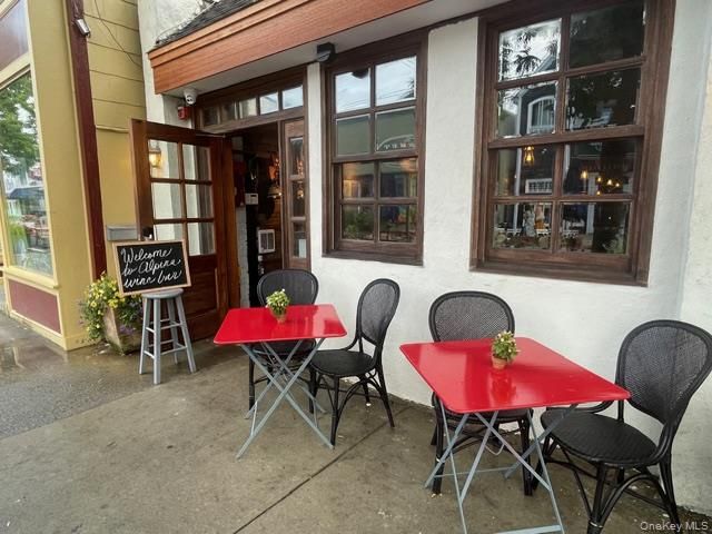 215 North Street, Greenport, NY 11944