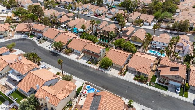 3233 Barbuda Road, Las Vegas, NV 89117