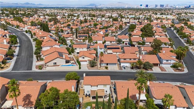 3233 Barbuda Road, Las Vegas, NV 89117