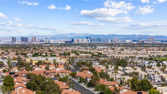 3233 Barbuda Road, Las Vegas, NV 89117