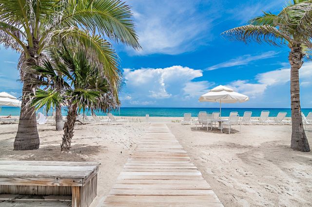 139 Sunrise Avenue 2020, Palm Beach, FL 33480