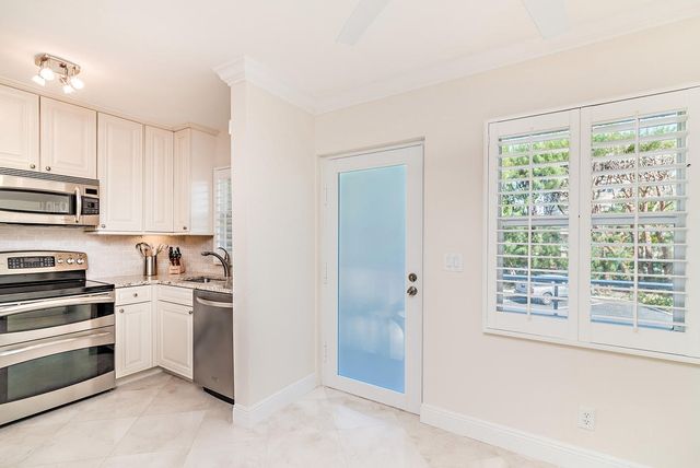 139 Sunrise Avenue 2020, Palm Beach, FL 33480