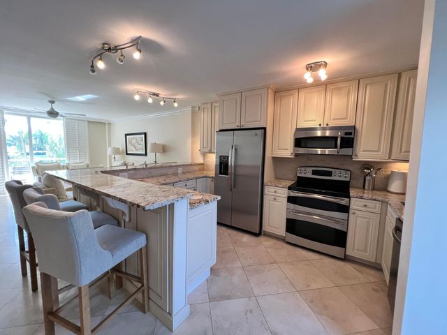 139 Sunrise Avenue 2020, Palm Beach, FL 33480