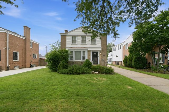 1446 Manchester Avenue, Westchester, IL 60154